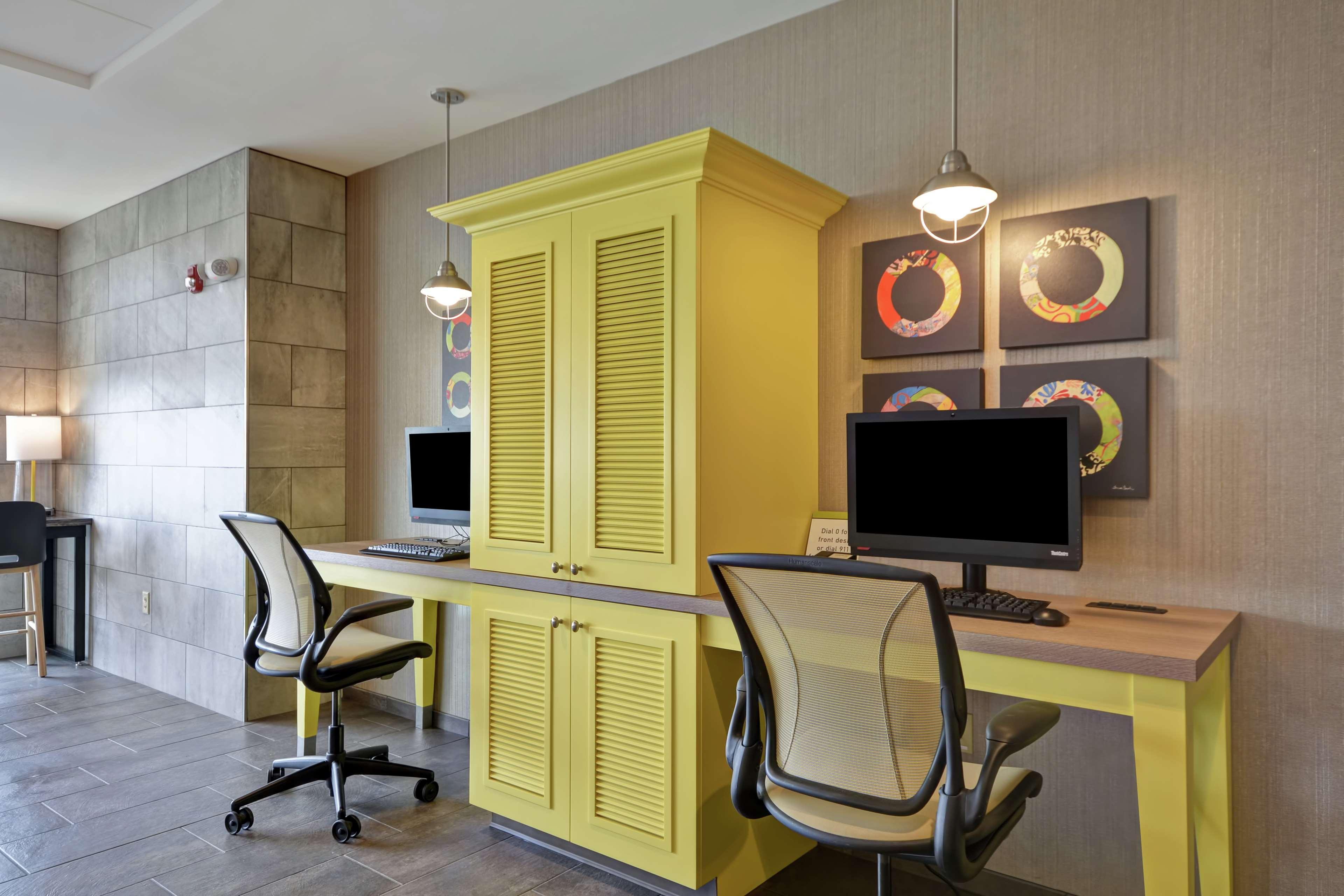 Home2 Suites By Hilton Portland Airport South Portland Eksteriør billede