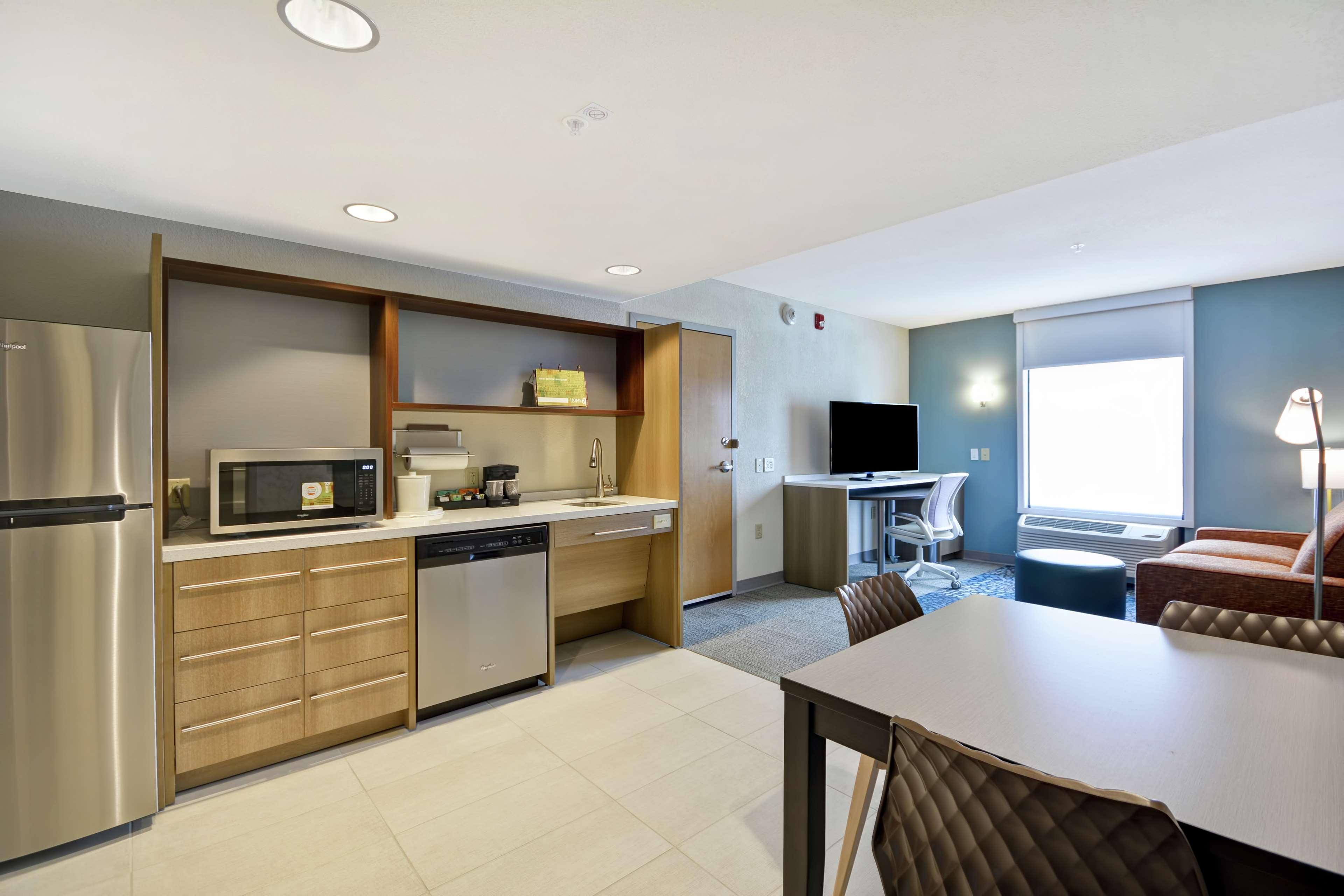 Home2 Suites By Hilton Portland Airport South Portland Eksteriør billede