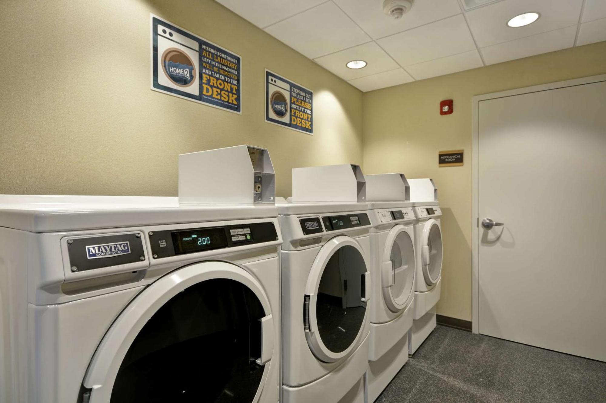 Home2 Suites By Hilton Portland Airport South Portland Eksteriør billede