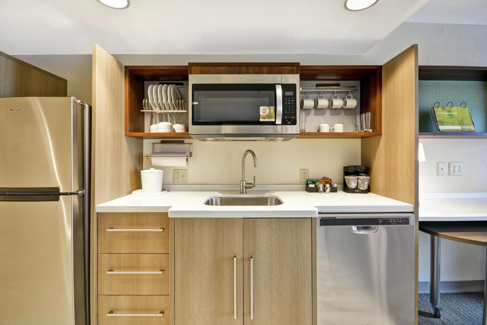 Home2 Suites By Hilton Portland Airport South Portland Eksteriør billede